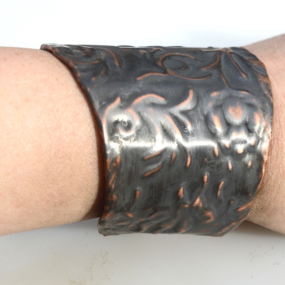 Floral Repoussé Solid Copper Wide Cuff Bracelet Embossed Handmade Bohemian Boho - Picture 7 of 8